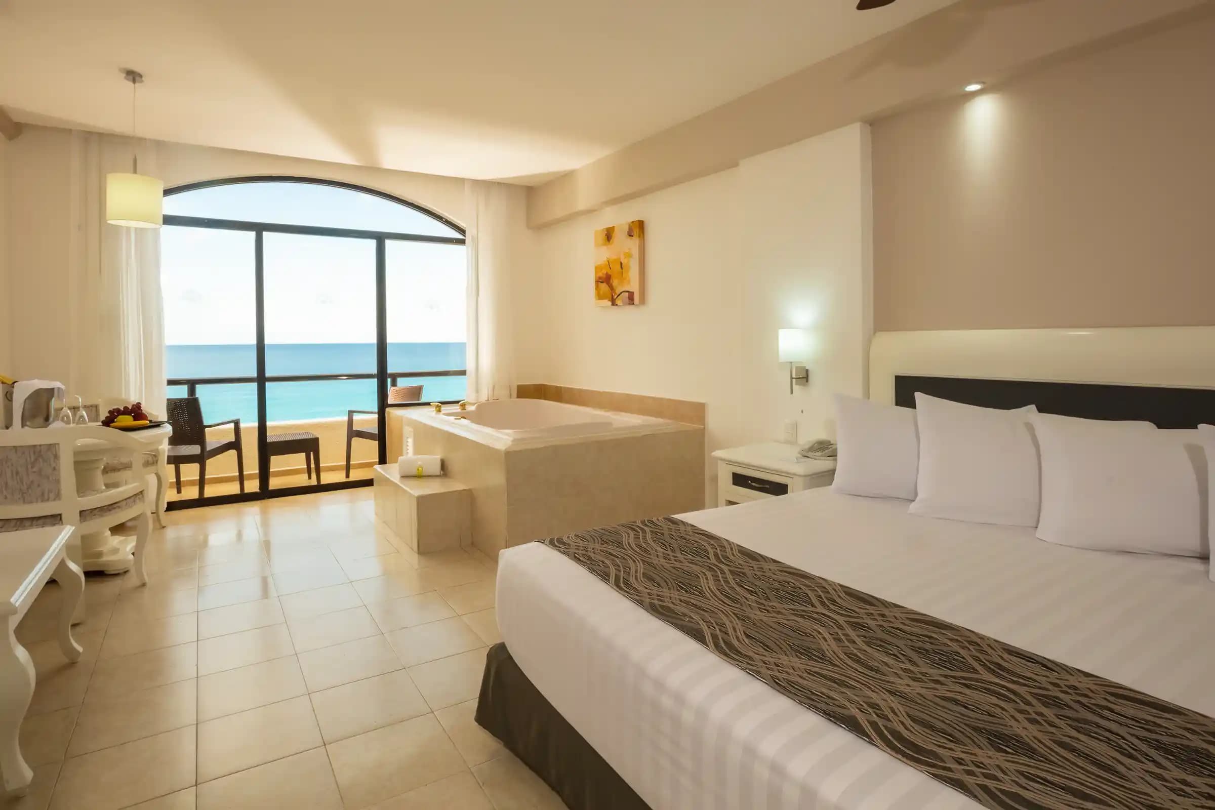 Golden Parnassus Rooms - All Inclusive Resort In Cancun